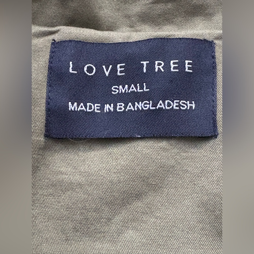 NWOT-Love Tree Cargo Vest - SIze Small. - Picture 8 of 9